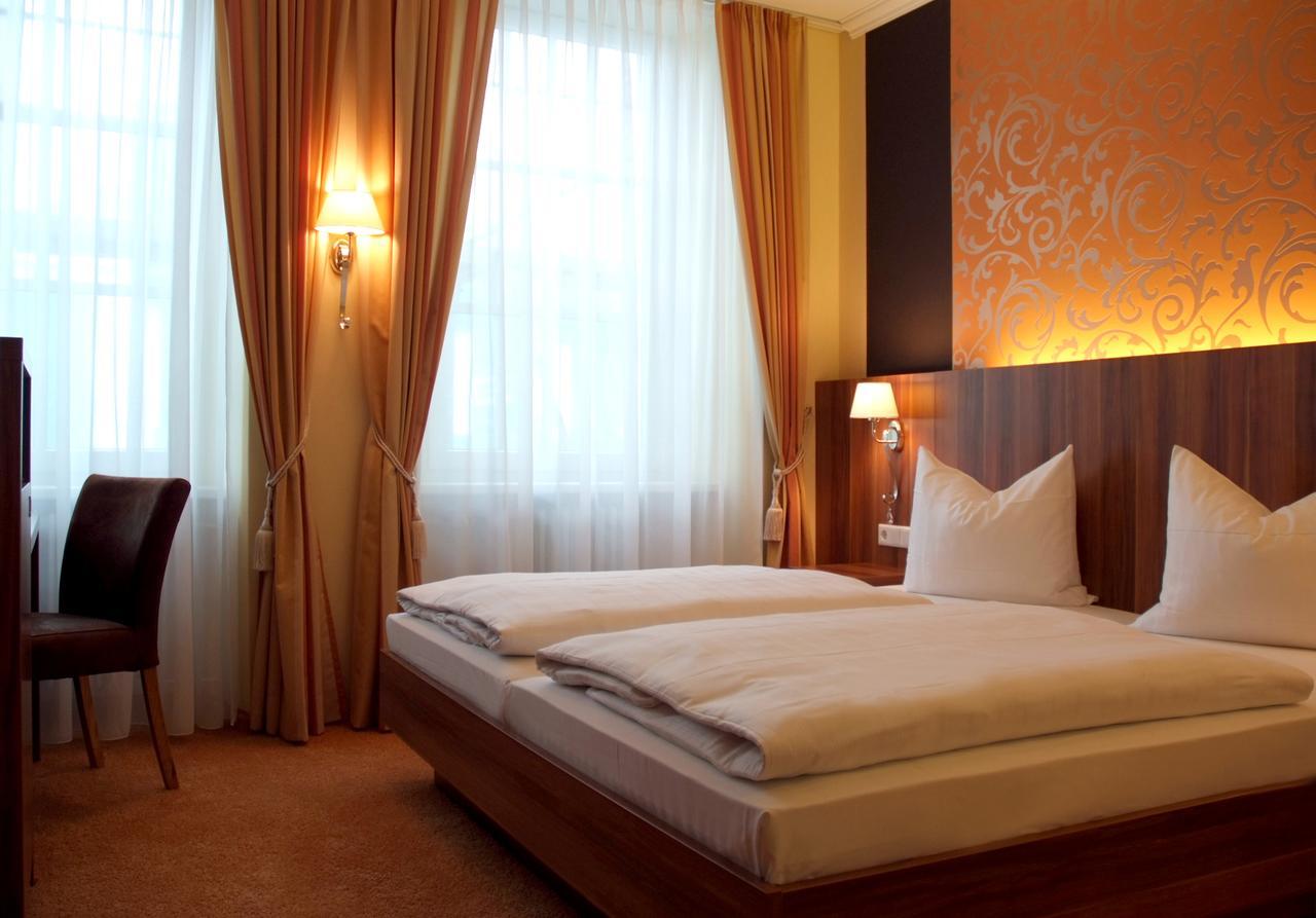 Hotel Dagstuhler Hof Wadern Esterno foto