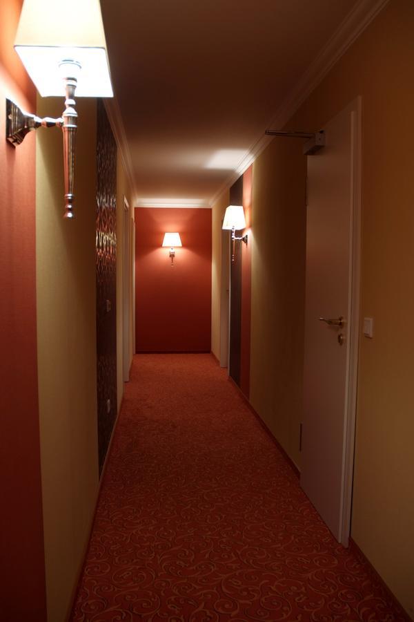 Hotel Dagstuhler Hof Wadern Esterno foto
