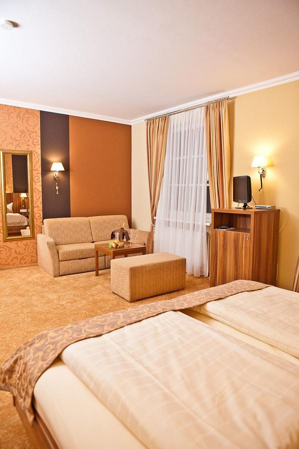 Hotel Dagstuhler Hof Wadern Esterno foto