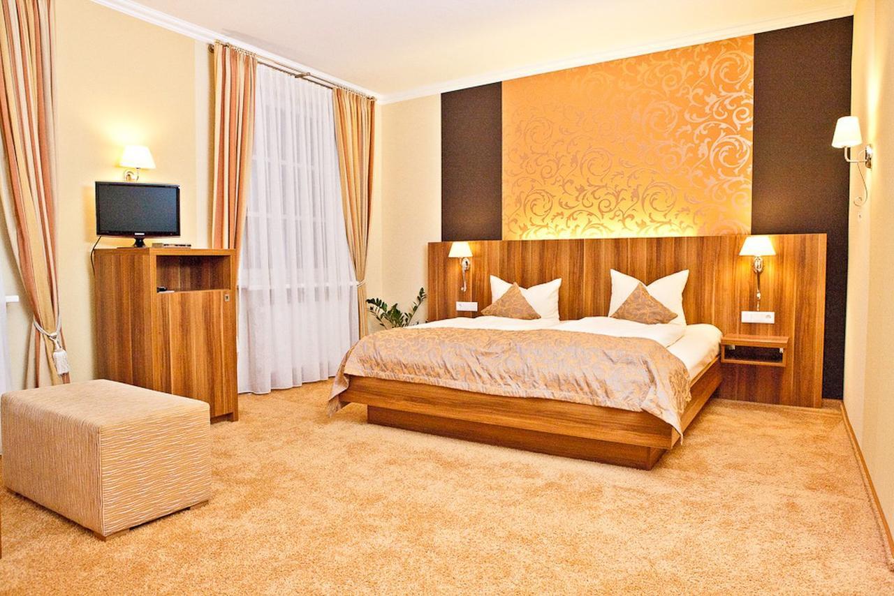 Hotel Dagstuhler Hof Wadern Esterno foto